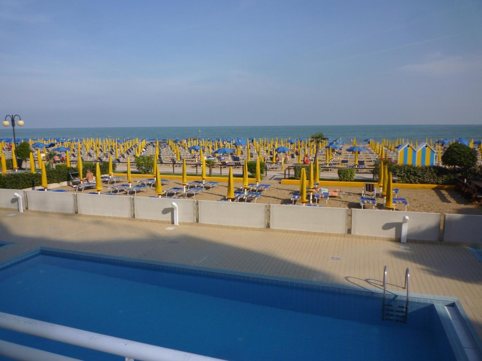 Semiramis Apartment Lido di Jesolo Ngoại thất bức ảnh